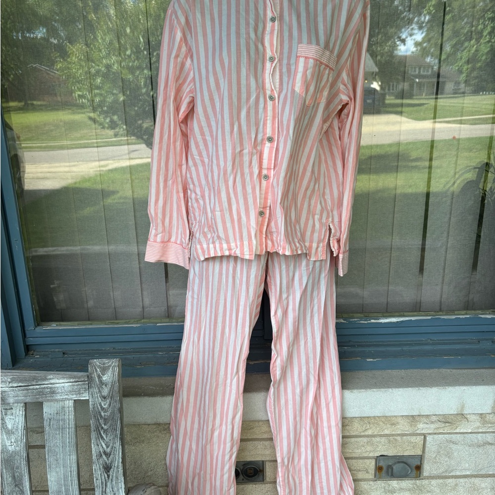 Victoria’s Secret pajama set pink white striped